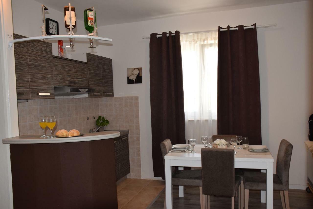 Apartments Zelic โวดีเซ ภายนอก รูปภาพ