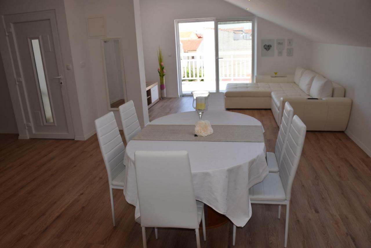 Apartments Zelic โวดีเซ ภายนอก รูปภาพ